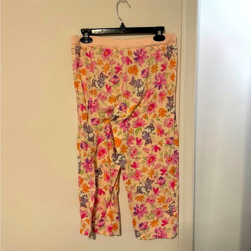Disney Minnie Mouse Pink Pajama Set Short Sleeve Top Pants Floral Flower - Picture 5 of 6